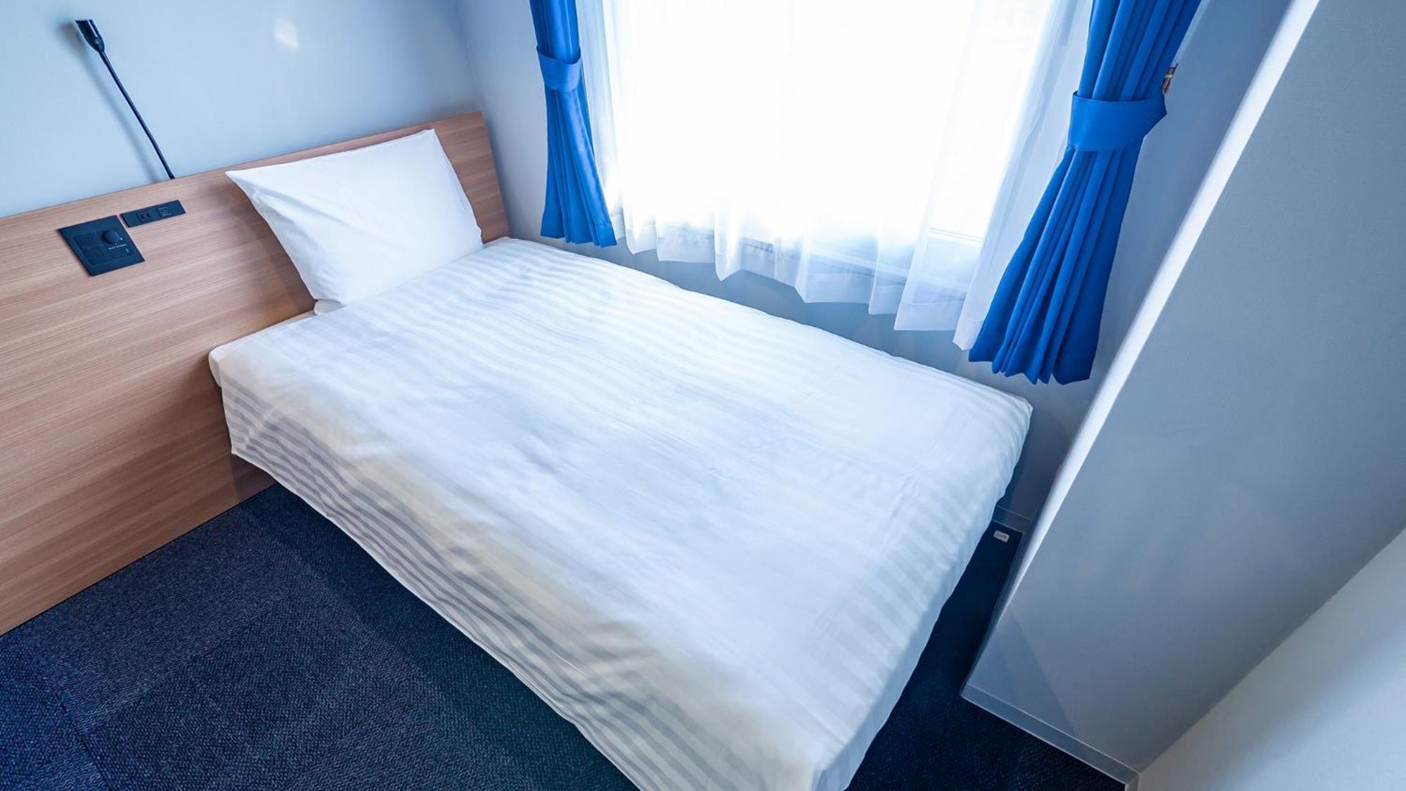 Toyoko Inn Osaka Yodoyabashi-eki Minami Værelse billede