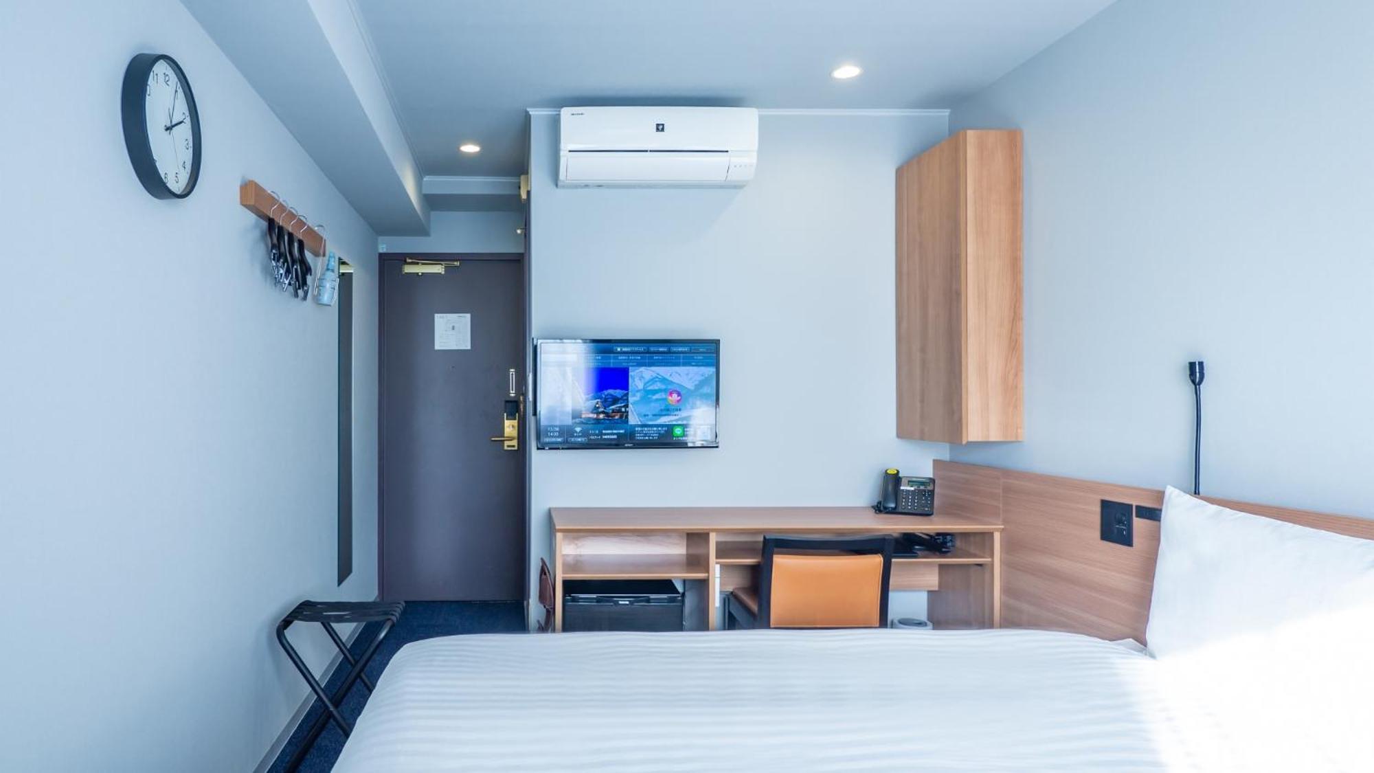 Toyoko Inn Osaka Yodoyabashi-eki Minami Værelse billede